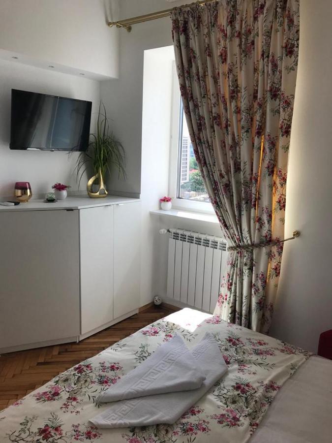 Victoria Luxury Apartment 11 ブカレスト エクステリア 写真